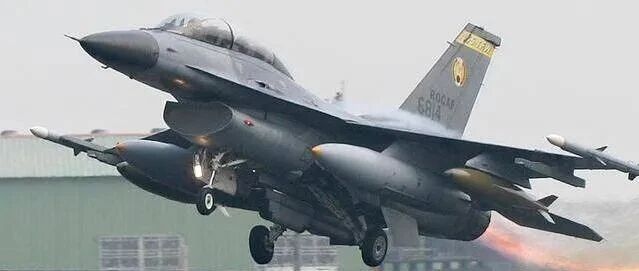 台湾失联战机，向大陆投诚？