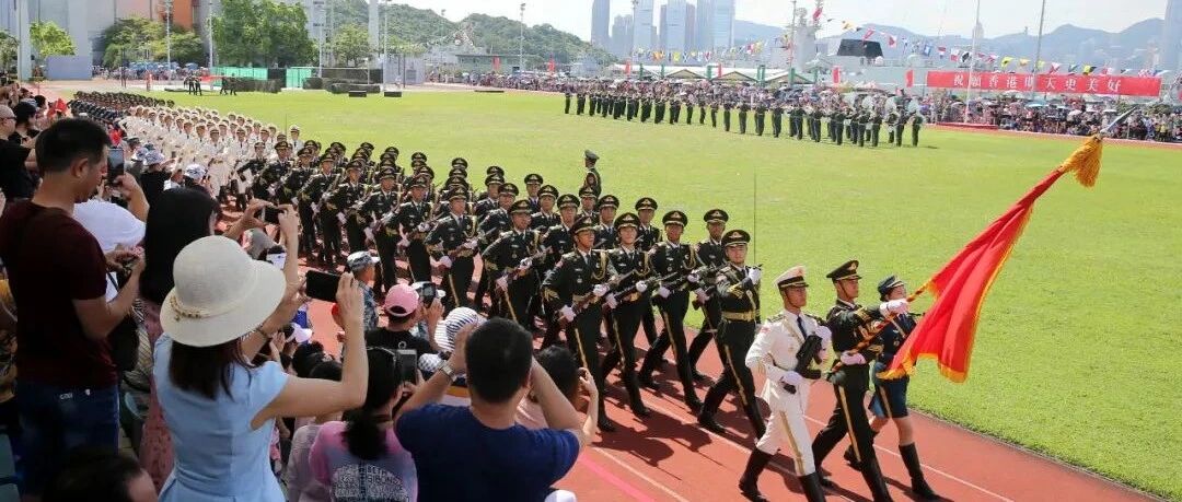 彭京堂少将任驻香港部队司令员