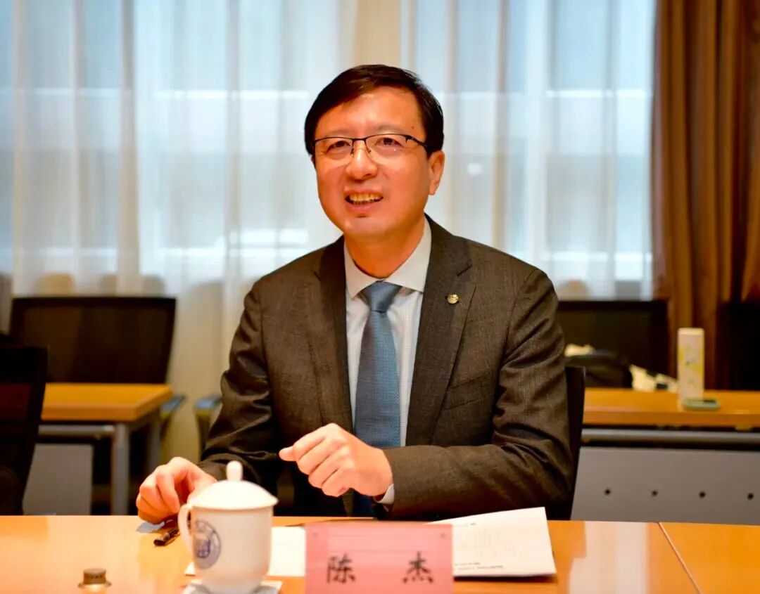 陈杰吴岩任教育部副部长