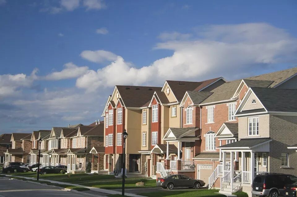 轻钢会害人？看完报道很多人都傻眼了！是你所不了解的轻钢。