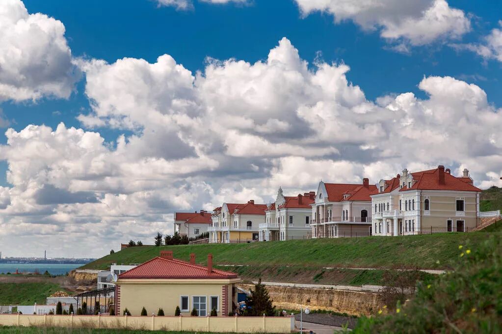 轻钢一打就烂不结实？直击现场看看轻钢是怎么建起来的