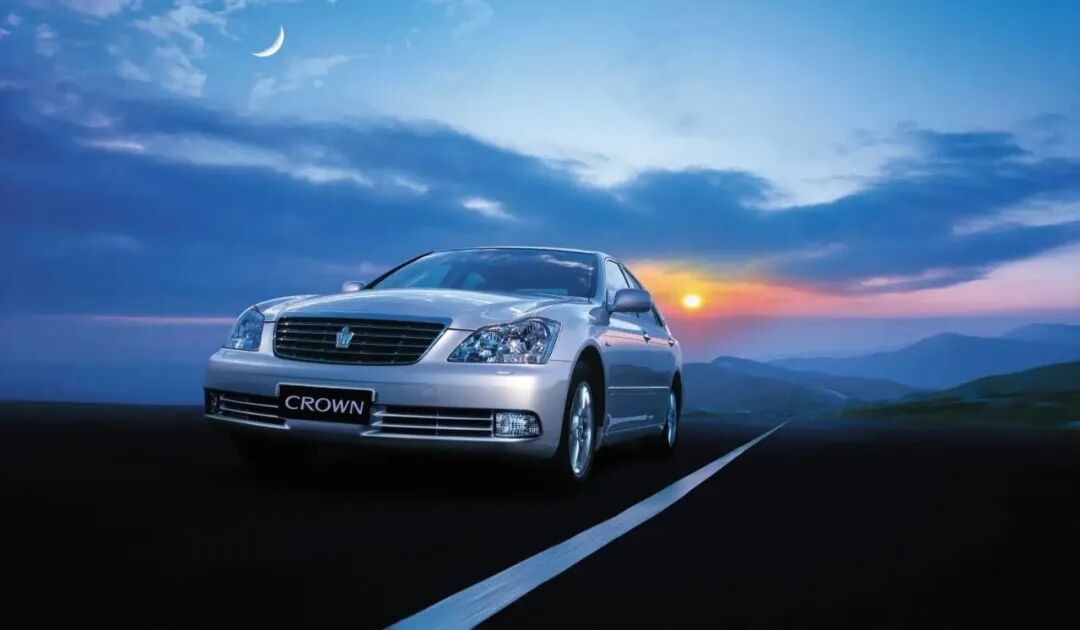 丰田最后一台高级车当之无愧的12代皇冠