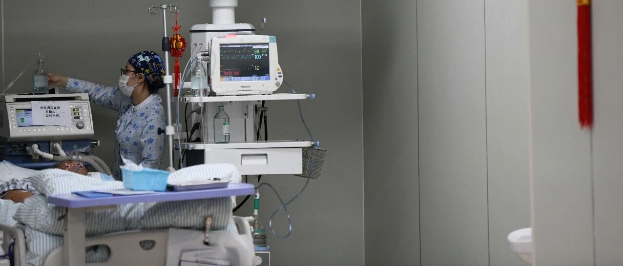 女子脖子上长了个小疙瘩，医生却让赶紧她做肠镜？一查竟是肠癌晚期！