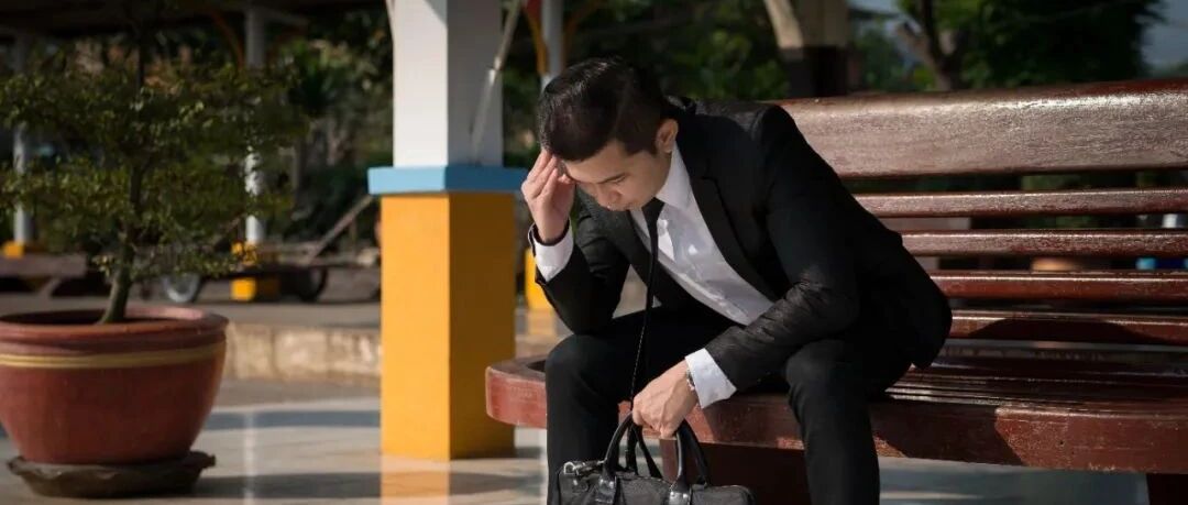 24岁小伙一谈工作就“脸红心跳”，一次体检后，他才发现真相……