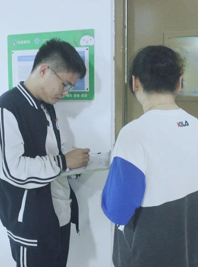 ׿Խ��������