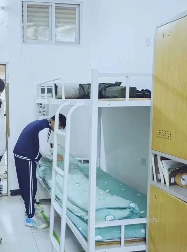 ׿Խ��������