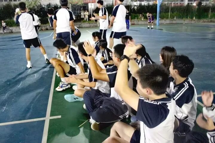 ׿Խ��������������