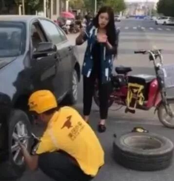 外卖小哥帮我改好了模具图纸，临走留下一句话......的图6