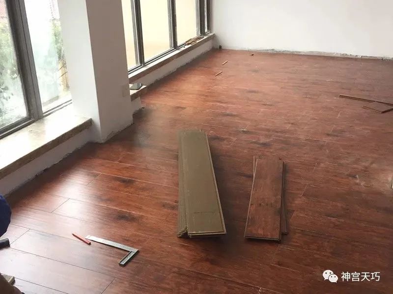 地板回收多錢(qián)一個(gè)平方_90平方木地板需要多少錢(qián)_北美楓情地板一箱多少平方