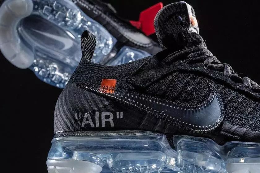 virgil-abloh-nike-air-vapormax-black-closer-look-05.jpg