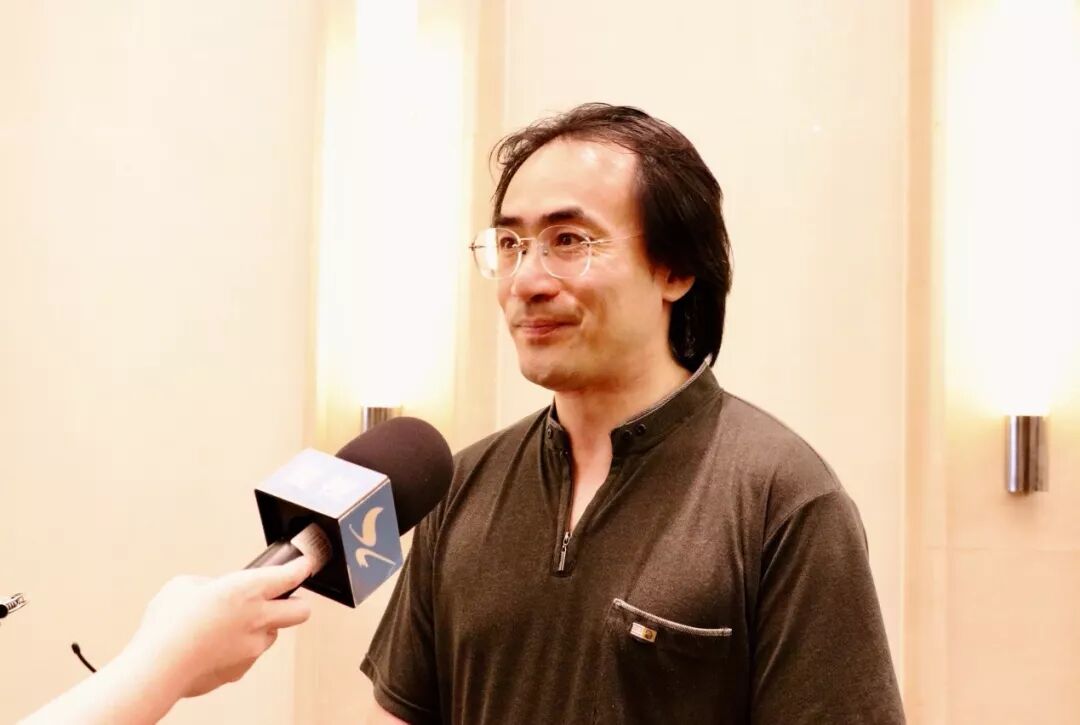 厦门爱乐乐团艺术总监,首席指挥  傅人长