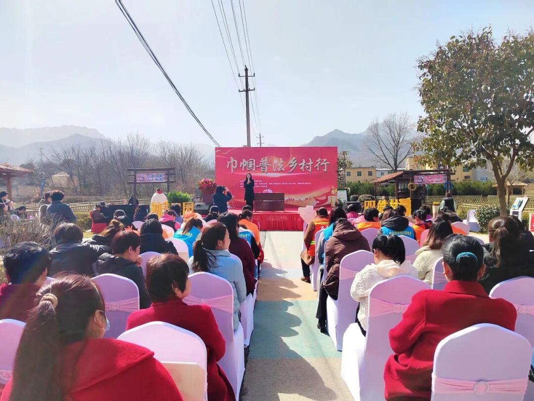 我所李露律师受邀走进乡村开展妇女权益保障专题普法讲座