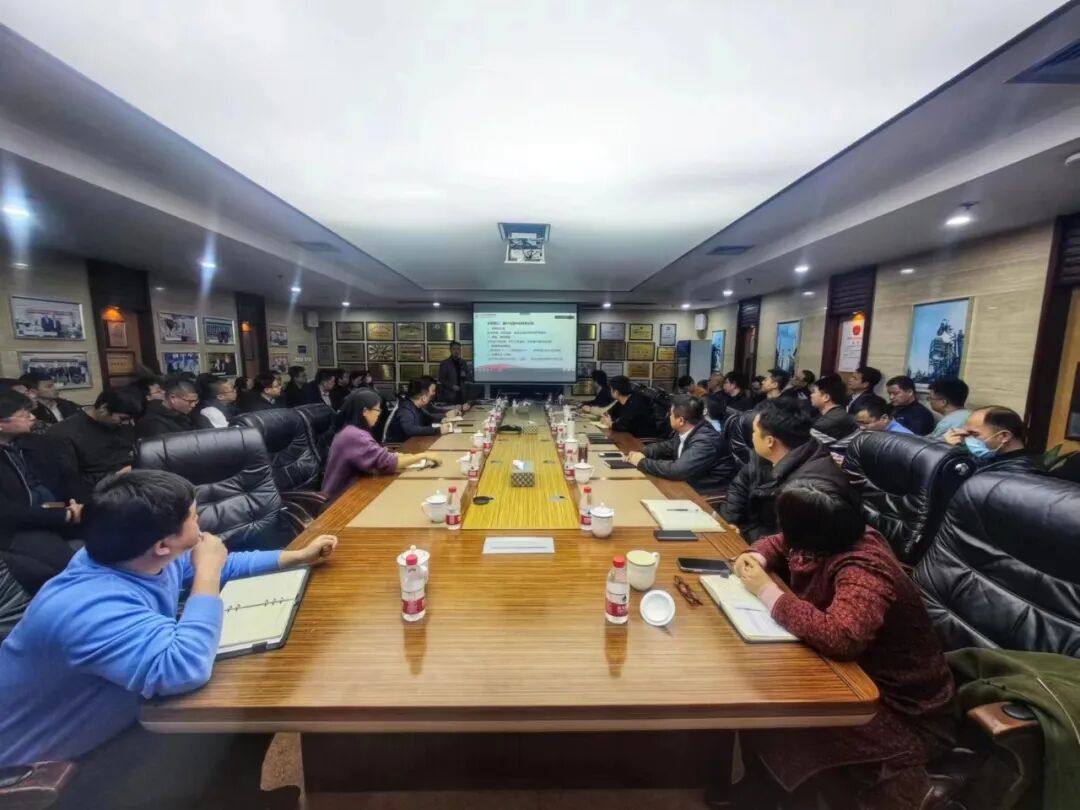 我所路航主任受邀为西安龙净环保科技公司开展法律培训