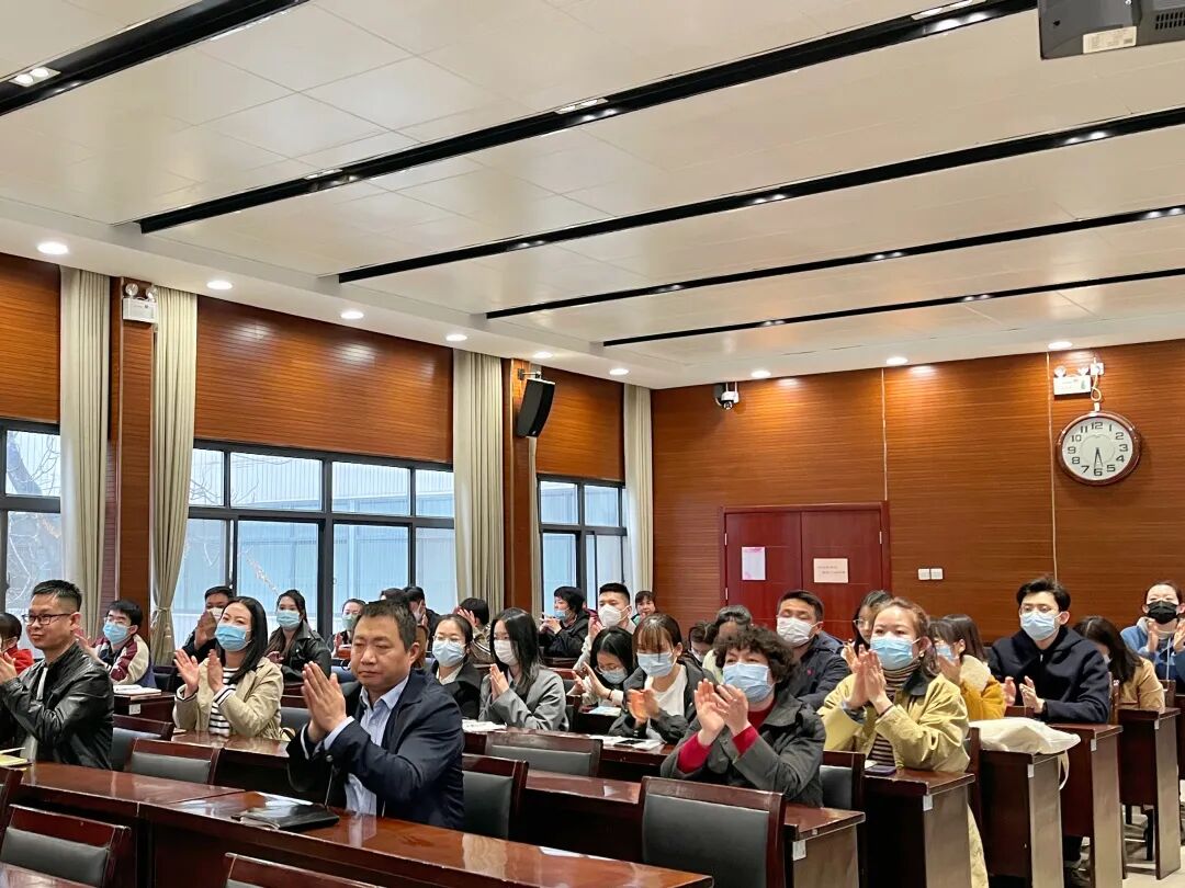 西安市莲湖区北院门街道办邀请李露律师进行普法讲座