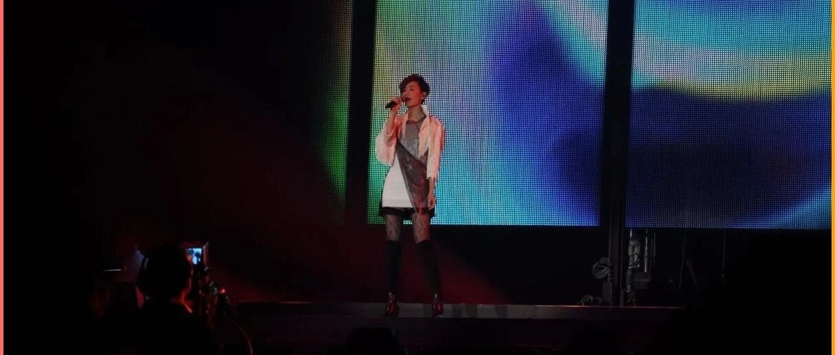 谢霆锋演唱会王菲起舞,离婚12年后,李亚鹏仅剩的&ldquo;体面&rdquo;也没了