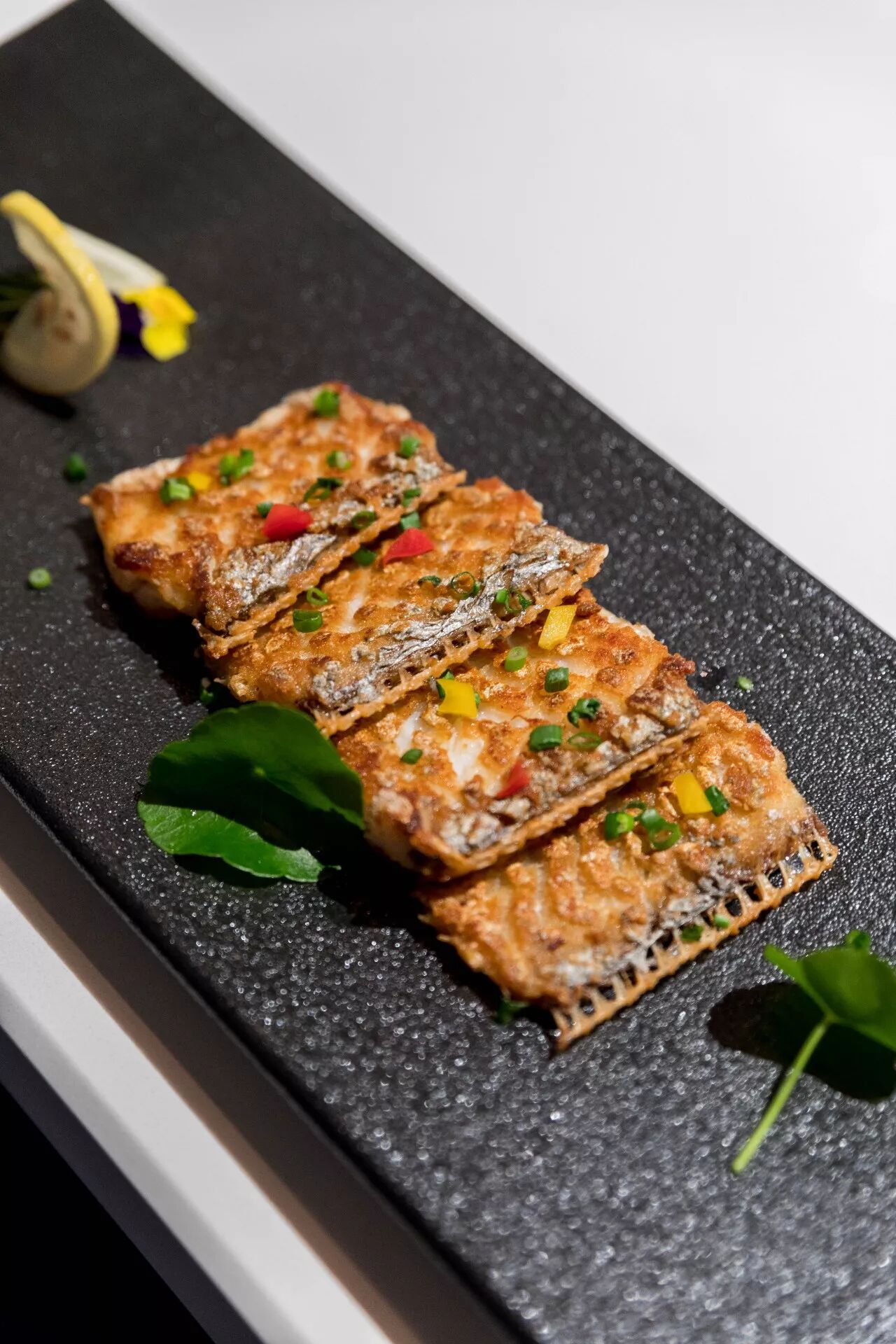 干煎带鱼酥脆无腥味