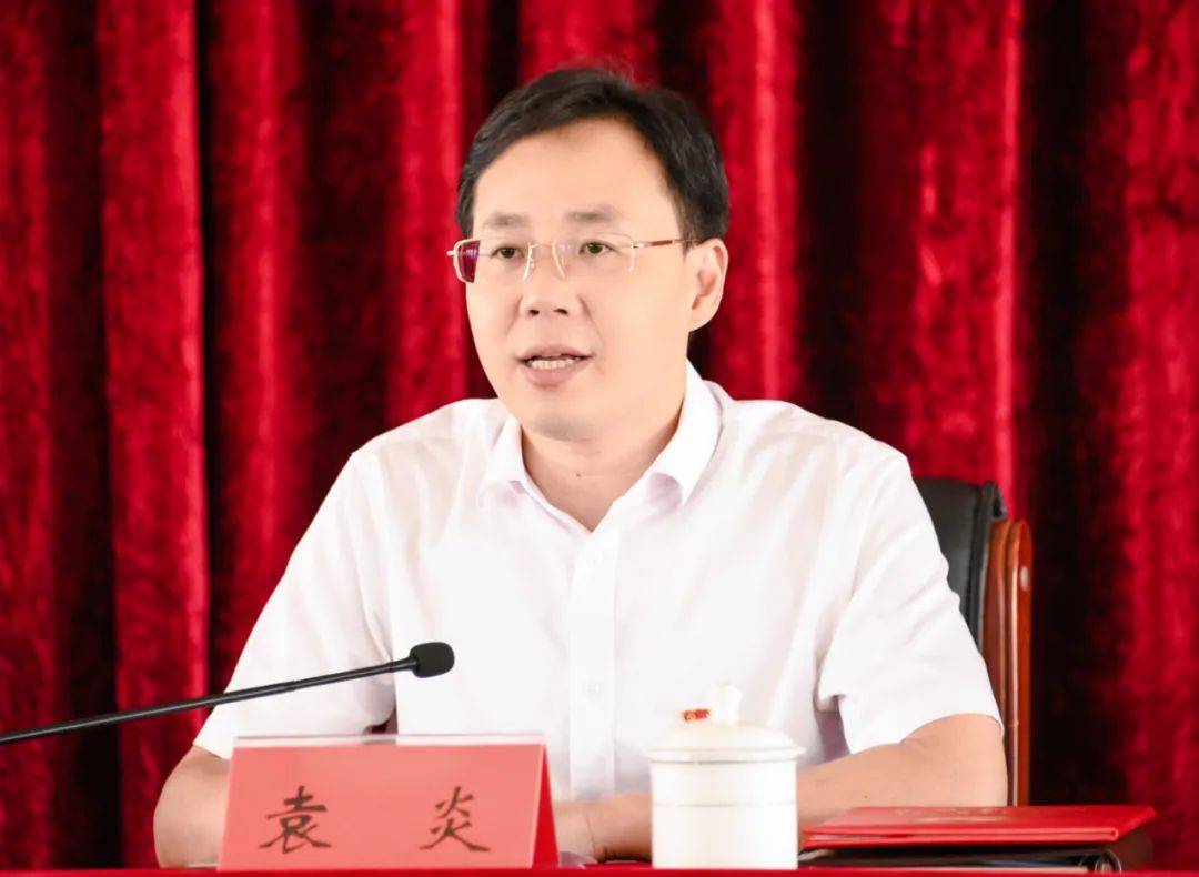 县人武部党委第一书记任职大会召开袁炎任县人武部党委第一书记