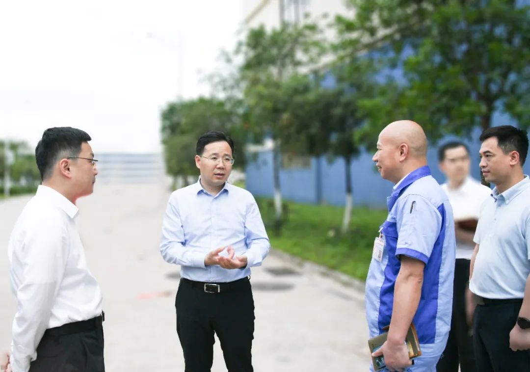 县委书记袁炎调度"五一"期间"三不停"工作 | 信丰县信息公开