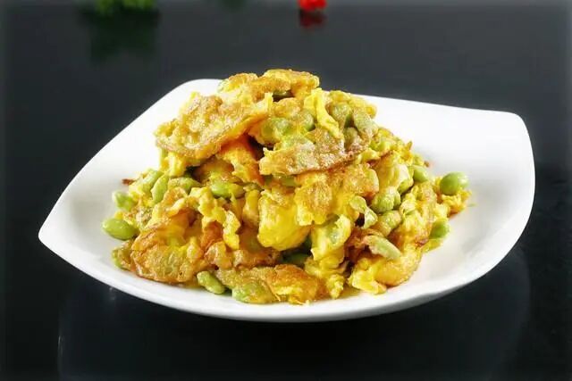 清水炒鸡蛋的做法，不放一滴油，清淡又鲜嫩的水炒蛋