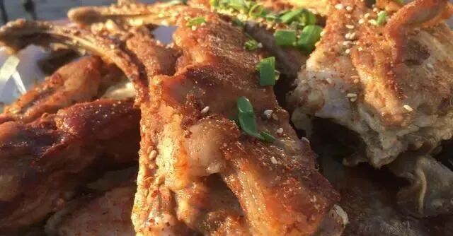 羊排怎样做好吃，5种考羊排的做法，味道没得说！