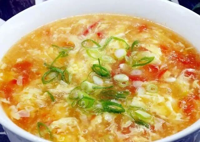 西红柿鸡蛋汤怎么做才好吃？有技巧的，方法简单，一看就懂，一学就会
