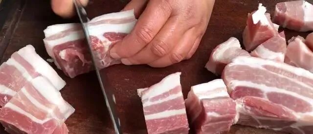 适合孩子吃的简单早餐推荐，一拌一烙，比肉夹馍都好吃