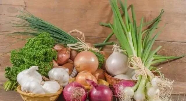 胆固醇的“克星”找到了，多吃这4种蔬菜，预防心血管疾病