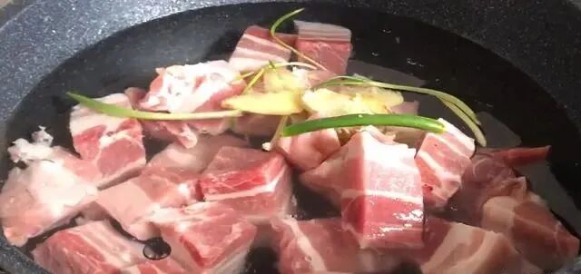 适合孩子吃的简单早餐推荐，一拌一烙，比肉夹馍都好吃