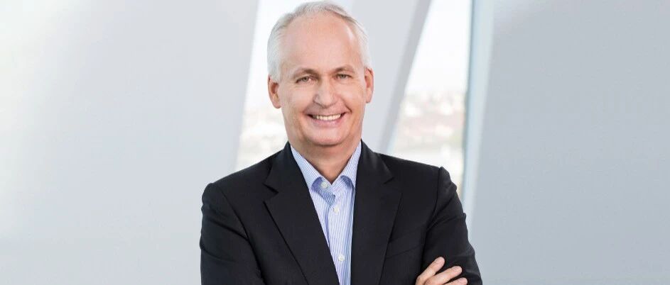 唐仕凯：从现在到未来，奔驰创新将聚焦电动化和汽车软件|汽车预言家|汽车预言家