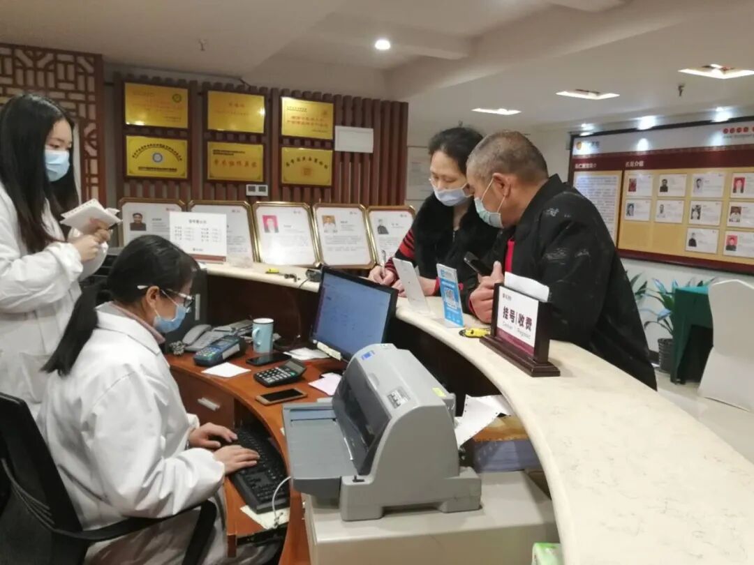 真实看得见：一名西医接受中医药治疗的电话采访