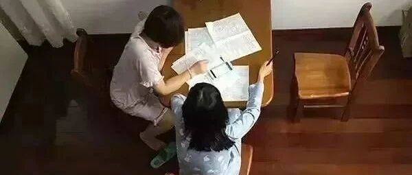 父亲晒女儿中考图，看哭万人： 孩子，读书虽苦，却是最容易的那条！