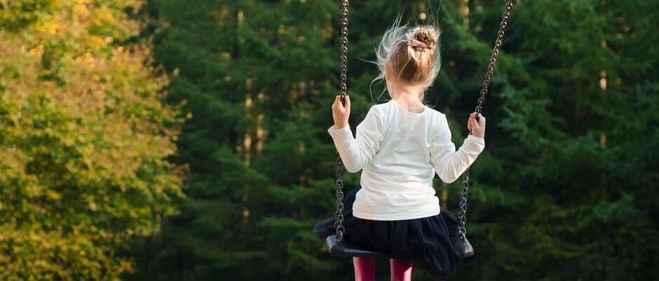 孩子有这5个表现需警惕，说明你为他做得太多了！父母一定得注意