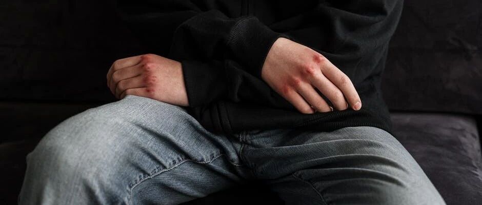 游戏、早恋、成绩下滑……当中学生撞上青春叛逆，父母怎样做才有用？