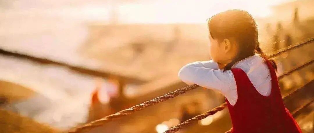 同样挨批评，为什么有的孩子会长进，有的孩子要“跳楼”？答案是...