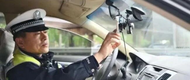 车管所：2022年1月1日起，汽车统一安装EDR