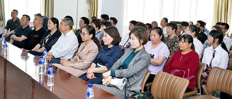 金天国际再次献爱烟台市特殊教育学校