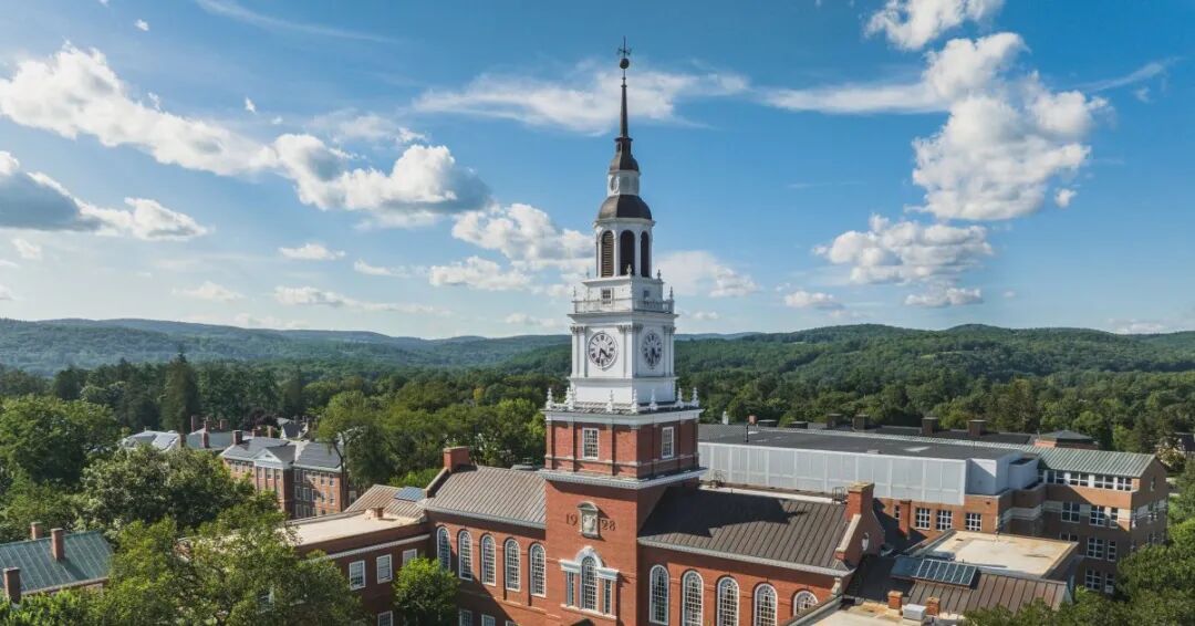 常春藤日到来：2025录取趋势揭秘