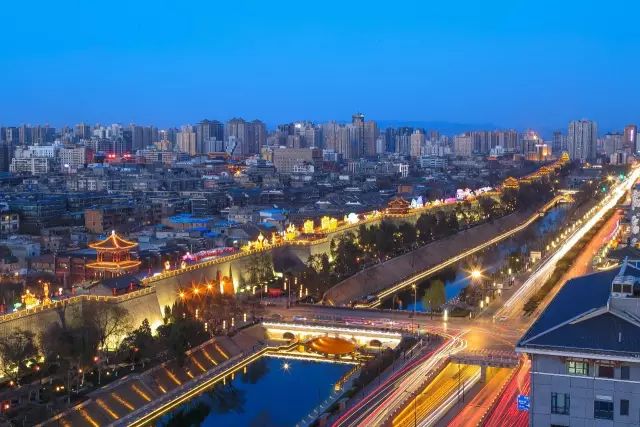 挑廊是什么意思_挑廊计算建筑面积吗_挑廊