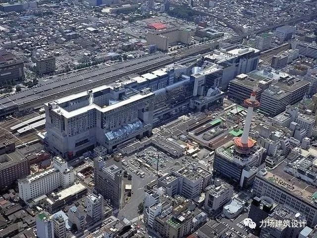 古都火车站上的建筑综合体/JR京都站/原广司+Telier Phi建筑研究所