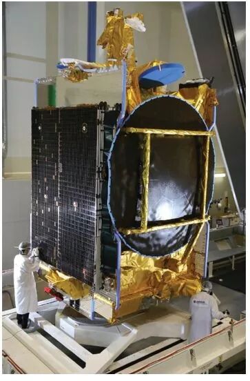案例分享 | Actran 助力衛星太陽能電池的振動聲學響應預測的圖2