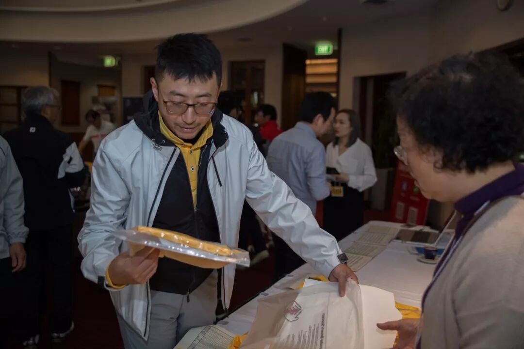 %name 没有免费的午餐，但是有免费的法拉利跑车！太任性！