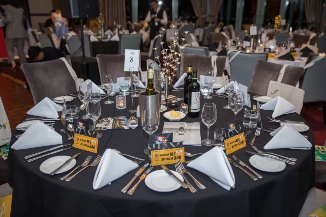 %name 没有免费的午餐，但是有免费的法拉利跑车！太任性！