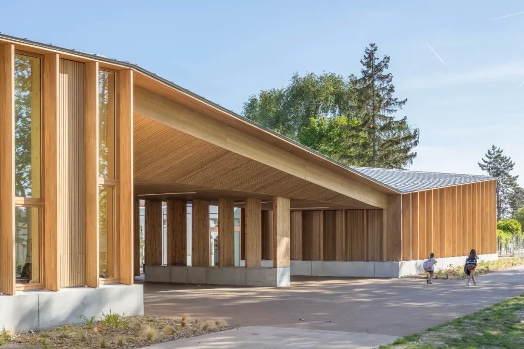 木结构小学：都市风格新外观设计
