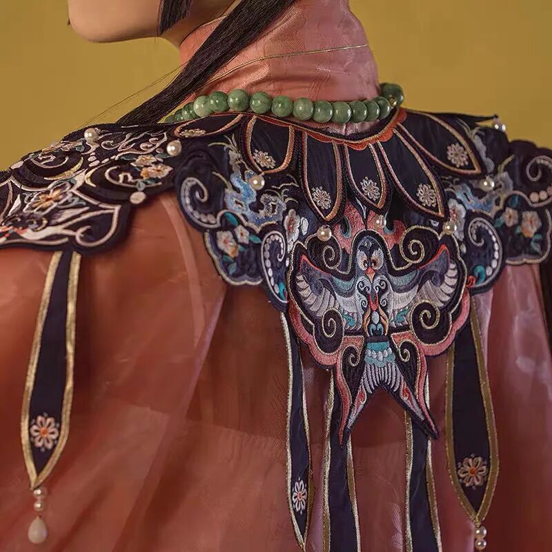 艺术与设计 - 云肩,肩上诗意的表达