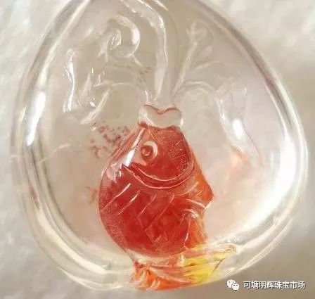 水晶胶_胶水晶鞋_胶水晶的胶水气味对肺有伤害吗