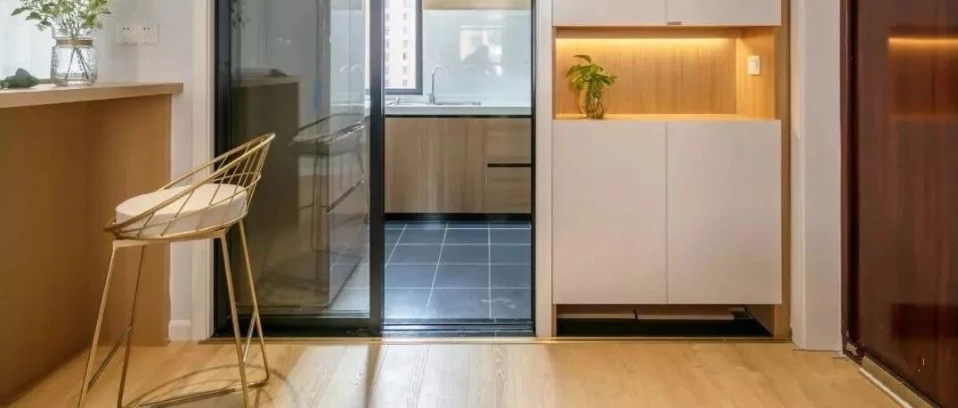 进门无玄关，鞋柜怎么放？​