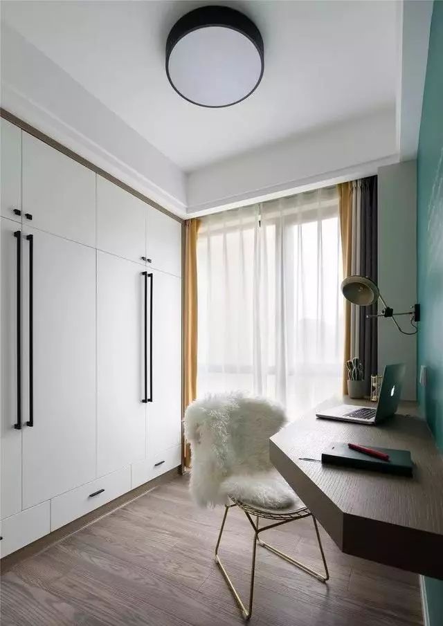 越來越多人不在客廳裝吊燈了，現在流行這樣裝！ 家居 第16張