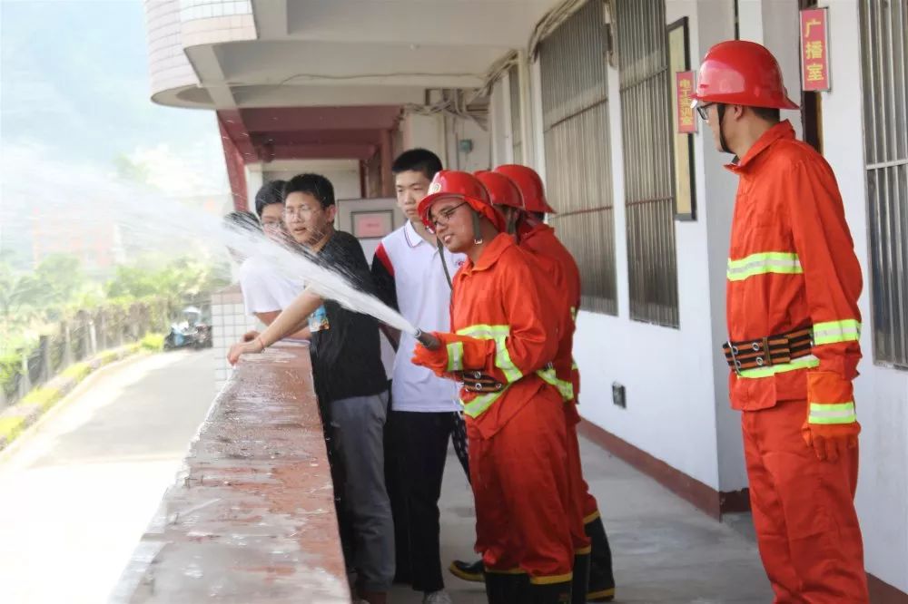 罗源县职业中学开展“防风险、除隐患、遏事故”主题安全教育活动