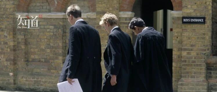 浙江满分作文因晦涩做作引争议，但英国高考也得写“洋八股”