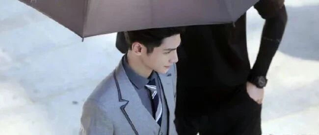 拍戏被打进医院，“沉浸式演戏”的受伤真无可避免？